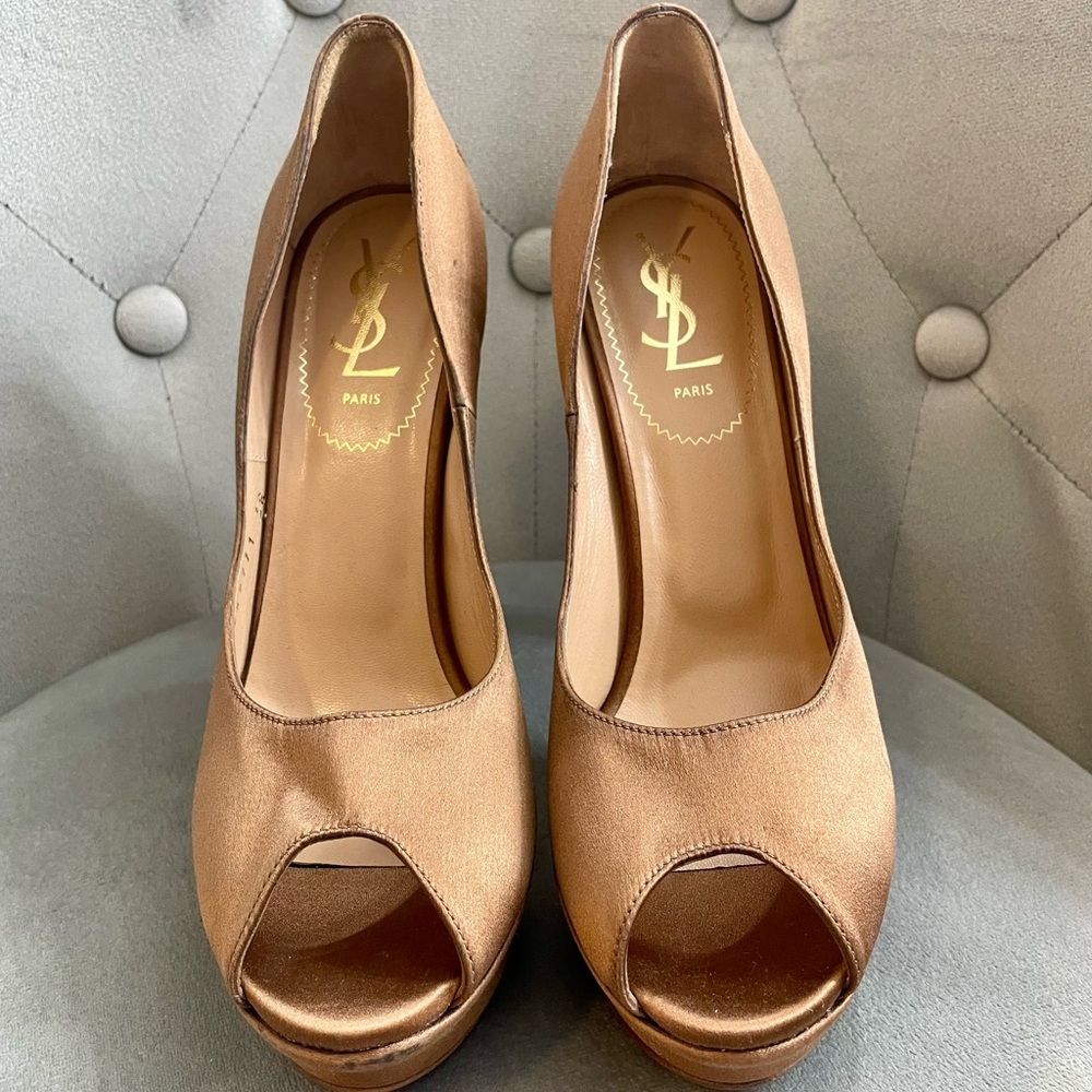 Yves Saint Laurent YSL Bronze Heels NEW w/defects (38) Gorgeous ($670 retail)